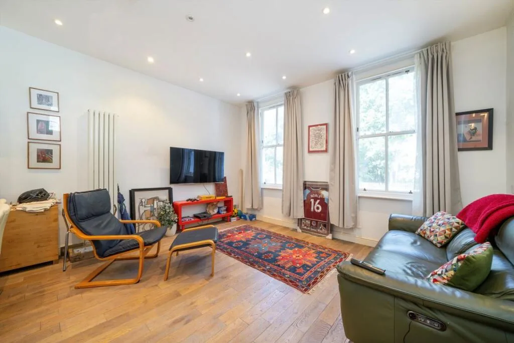 3 bedroom flat for rent