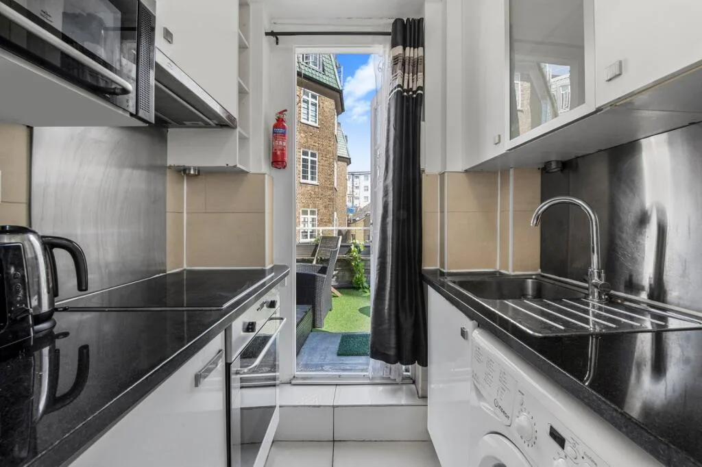 Studio flat for rent