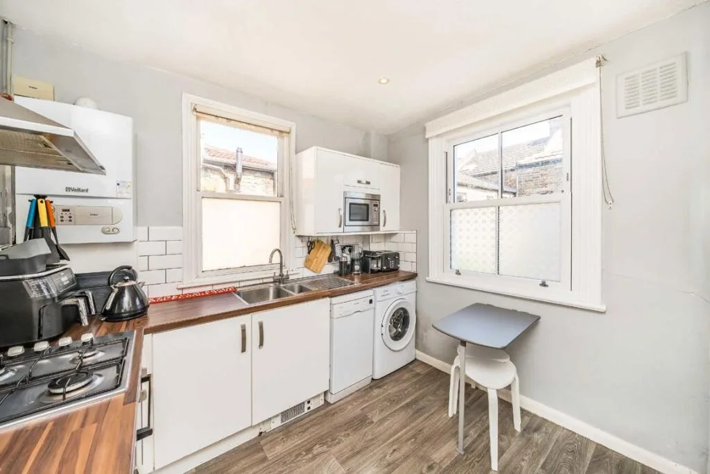 2 bedroom flat for rent