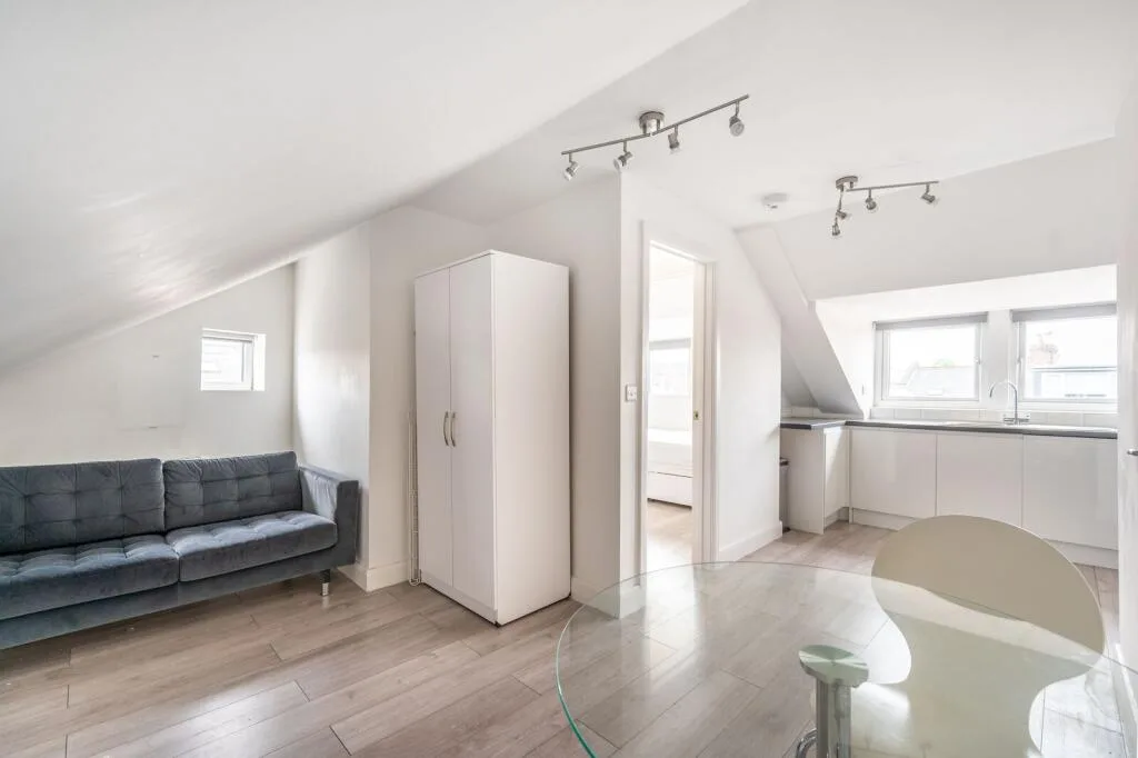 1 bedroom flat for rent