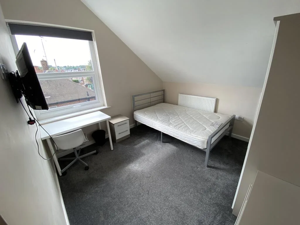 4 bedroom house for rent