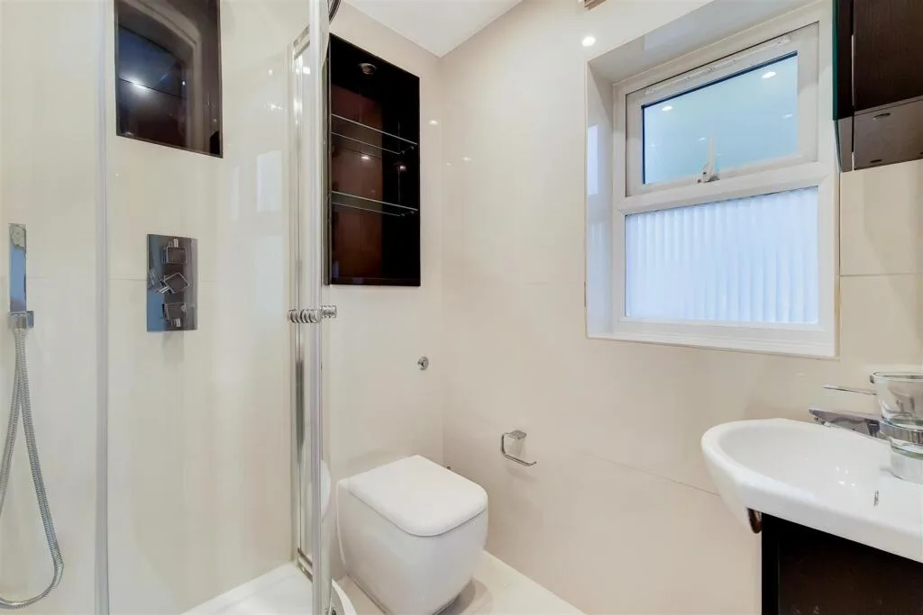 4 bedroom terraced house for rent