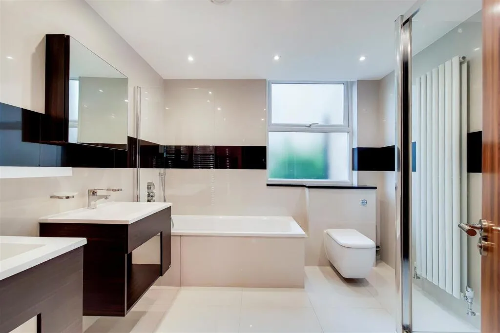 4 bedroom terraced house for rent