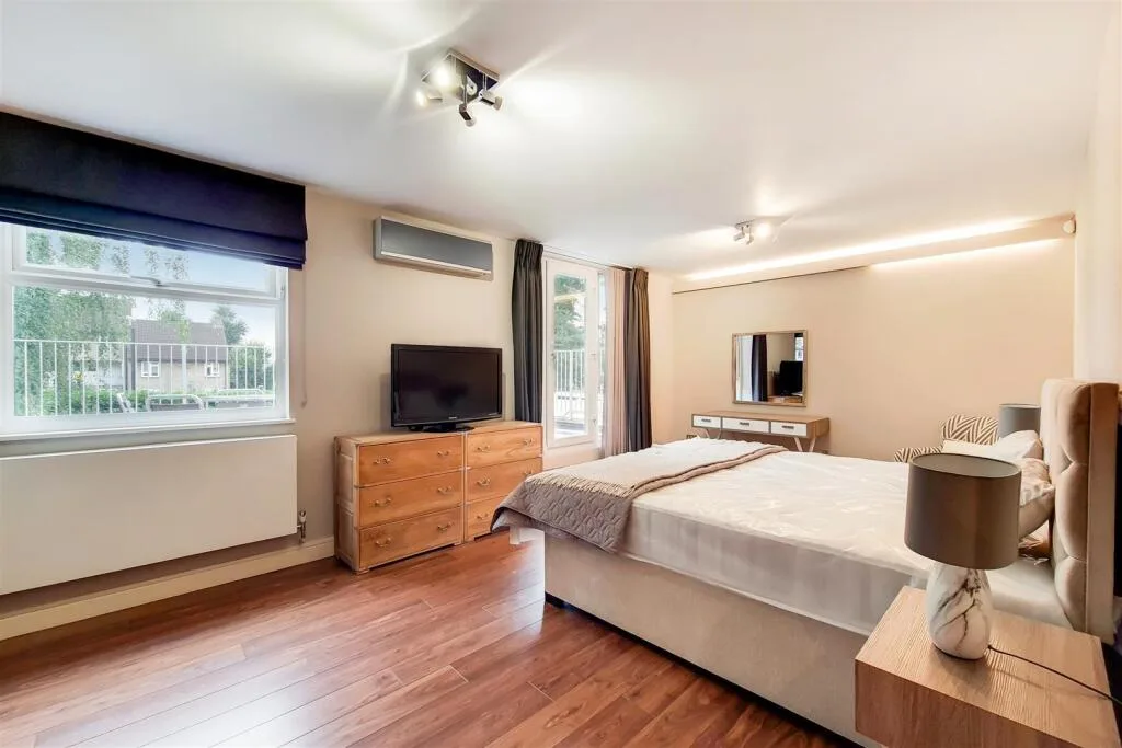 4 bedroom terraced house for rent