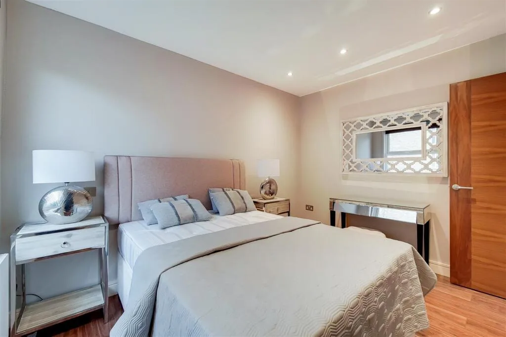 4 bedroom terraced house for rent