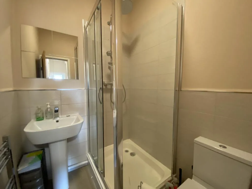 5 bedroom house for rent