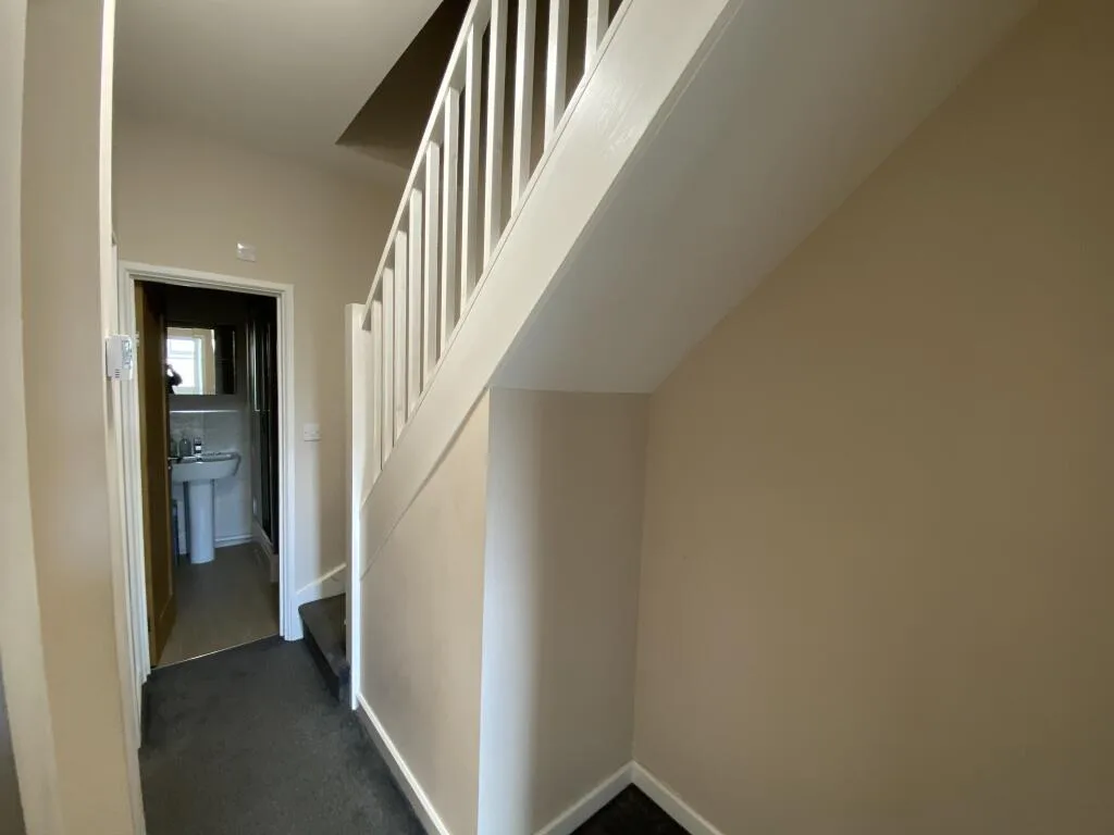 5 bedroom house for rent