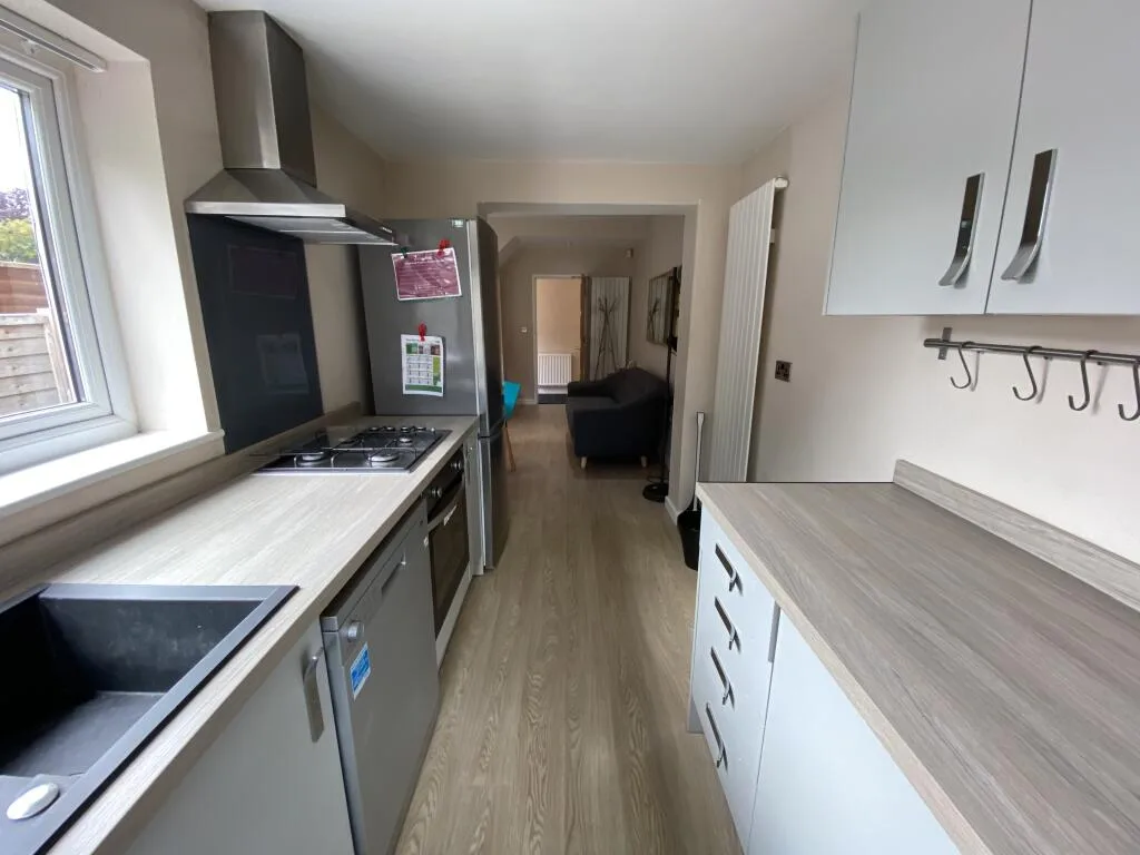 5 bedroom house for rent