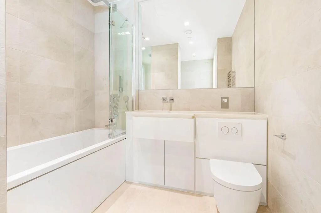 3 bedroom maisonette for rent