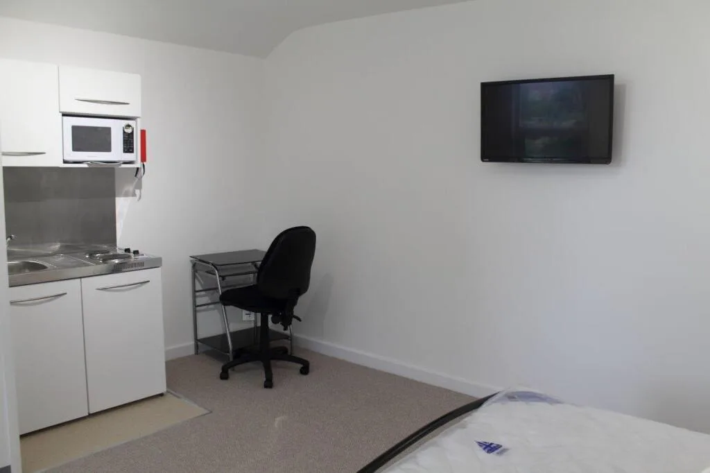 Studio flat for rent