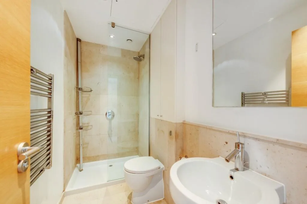 4 bedroom terraced house for rent