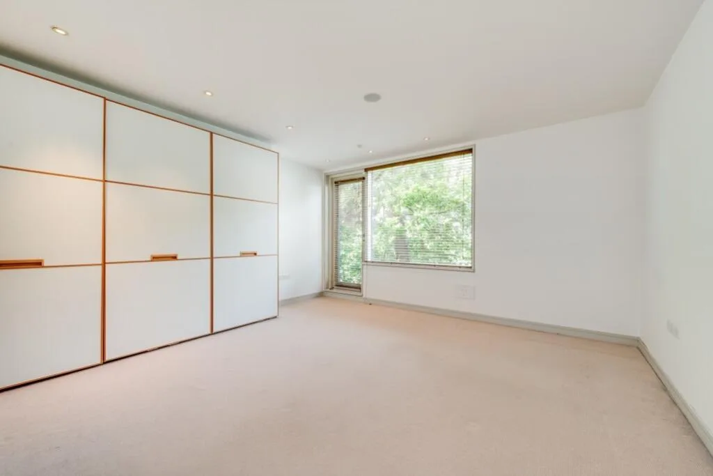 4 bedroom terraced house for rent