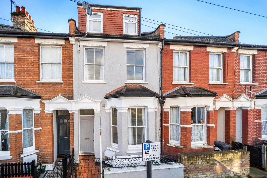 4 bedroom house for rent