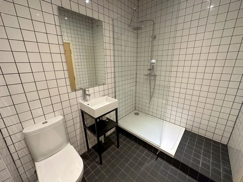1 bedroom house for rent
