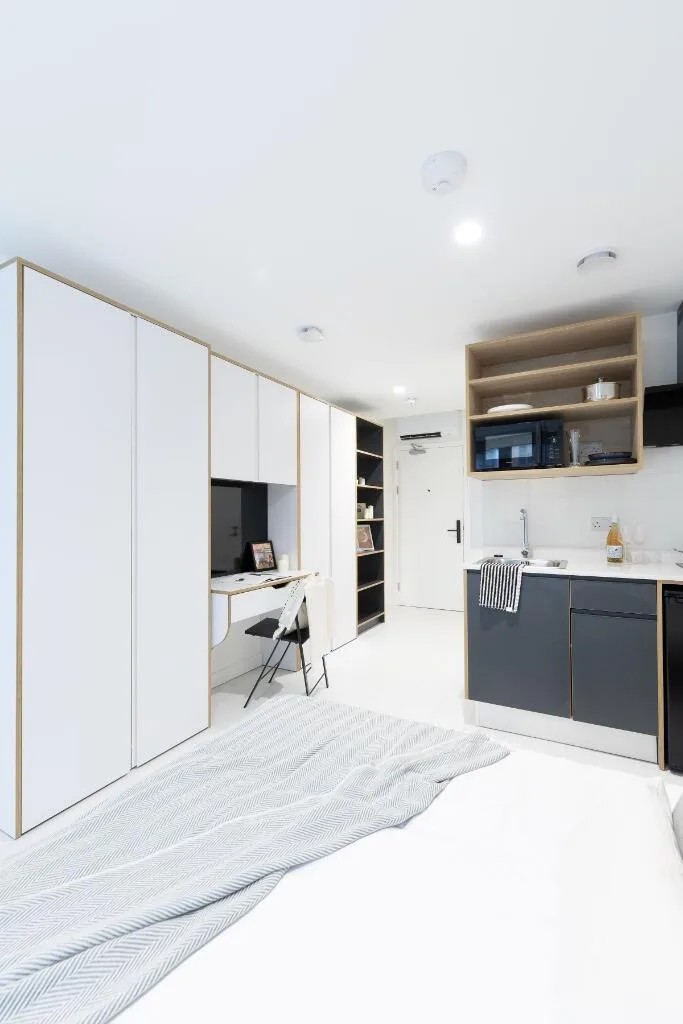 Studio flat for rent