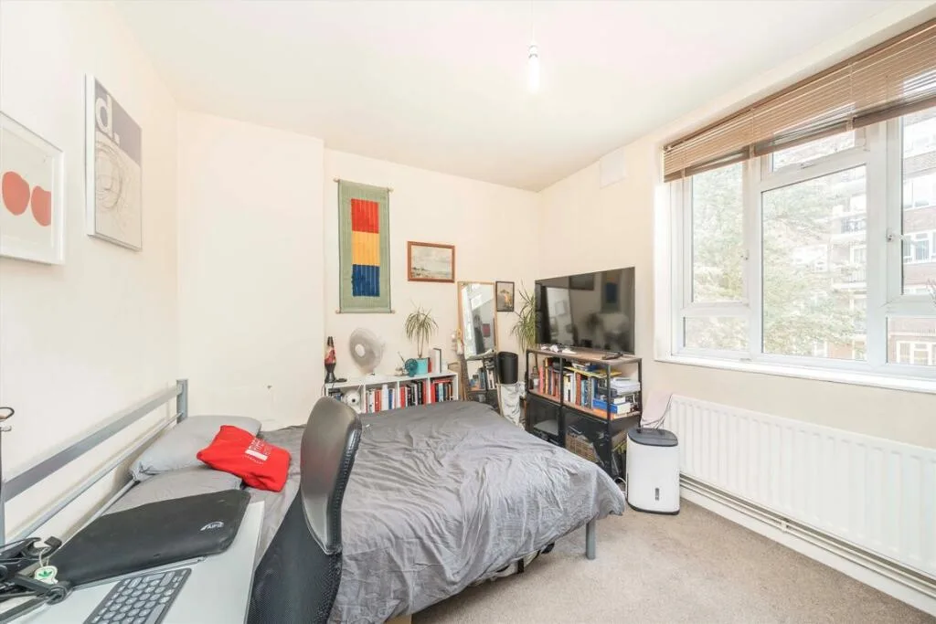 3 bedroom flat for rent