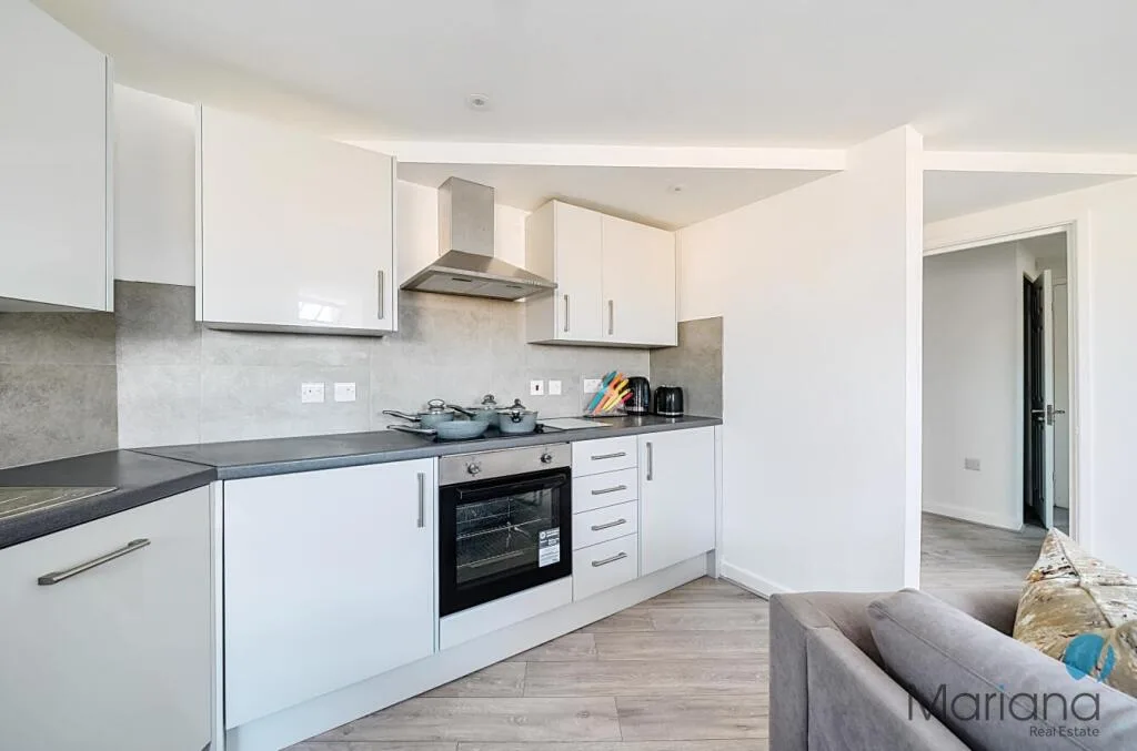 2 bedroom flat for rent