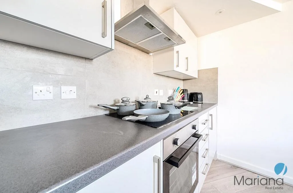 2 bedroom flat for rent