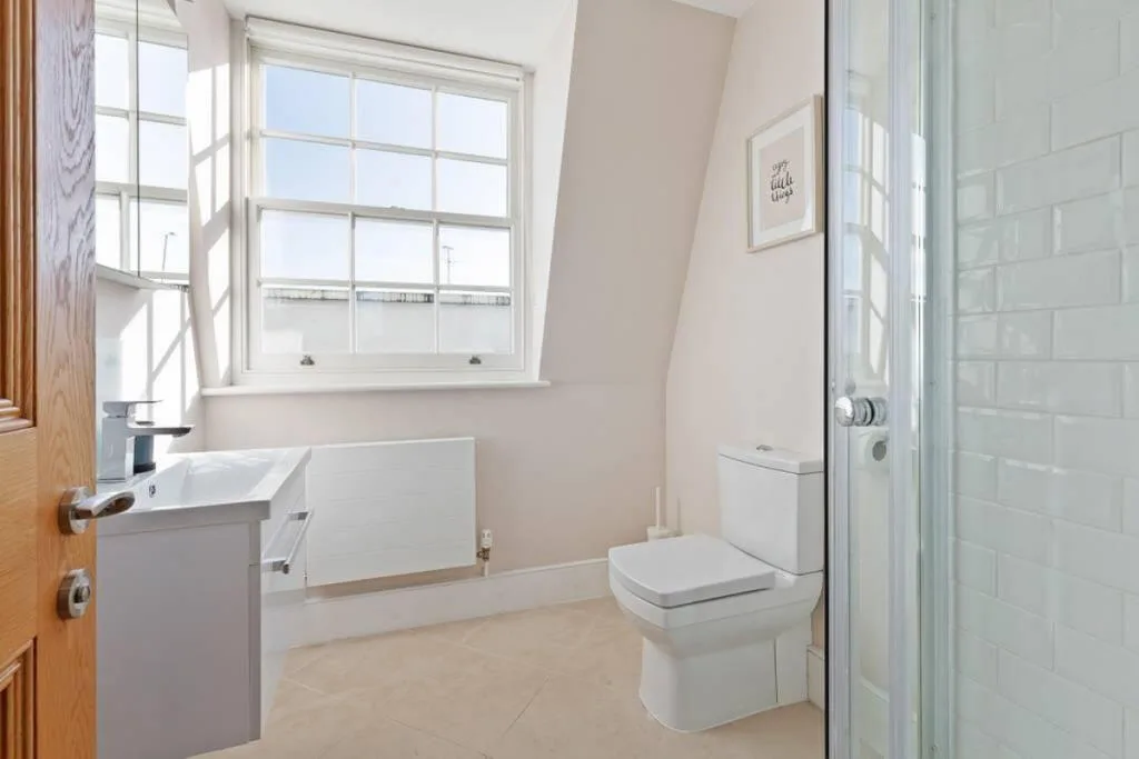 4 bedroom maisonette for rent