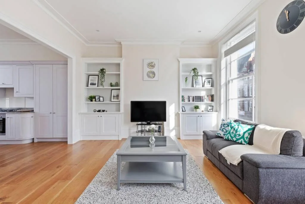 4 bedroom maisonette for rent