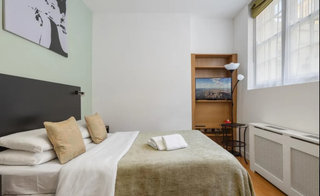 Studio flat for rent