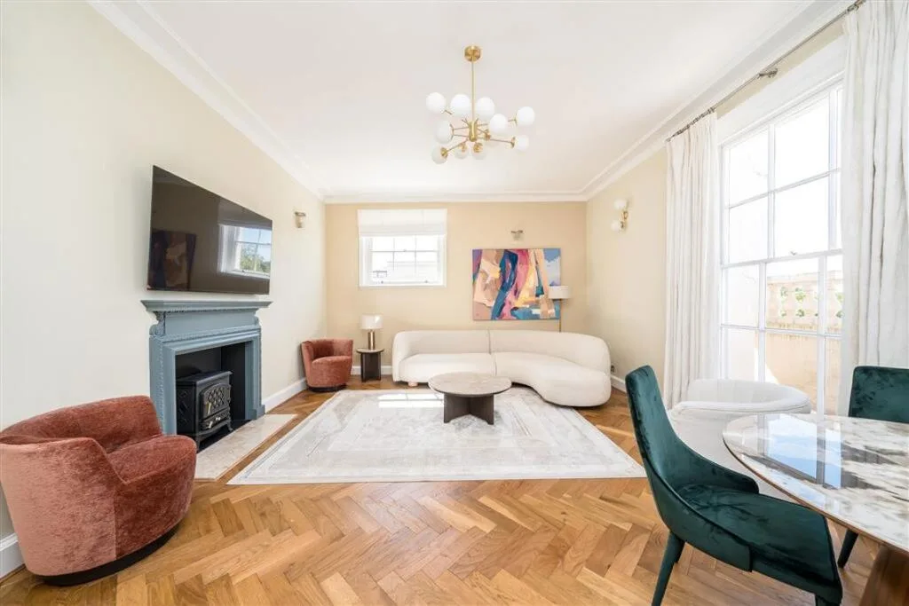 2 bedroom flat for rent