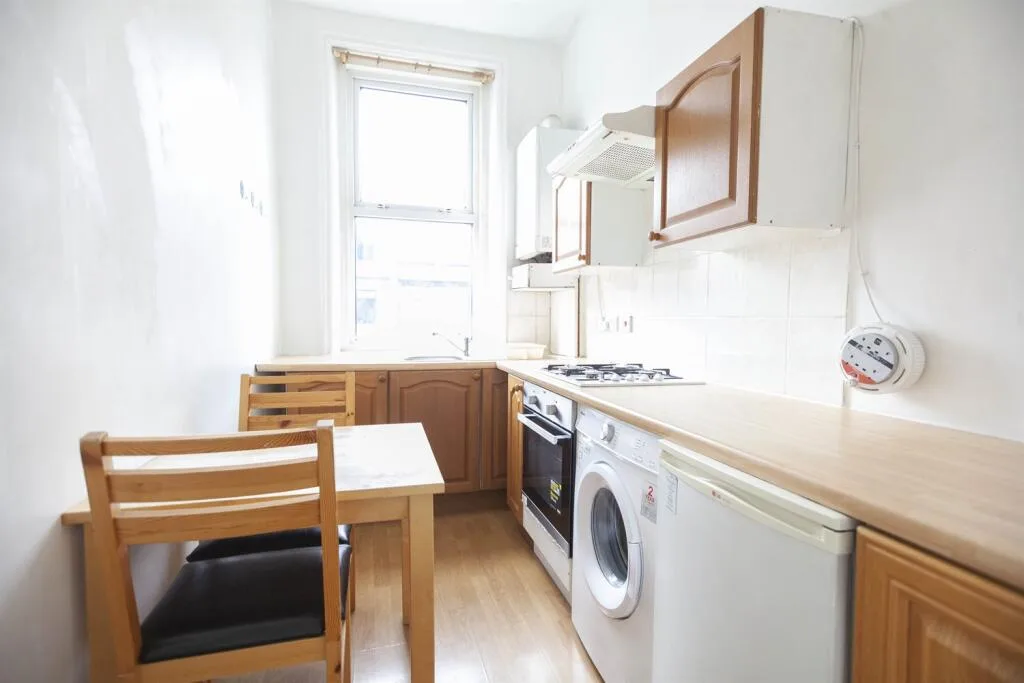 Studio flat for rent