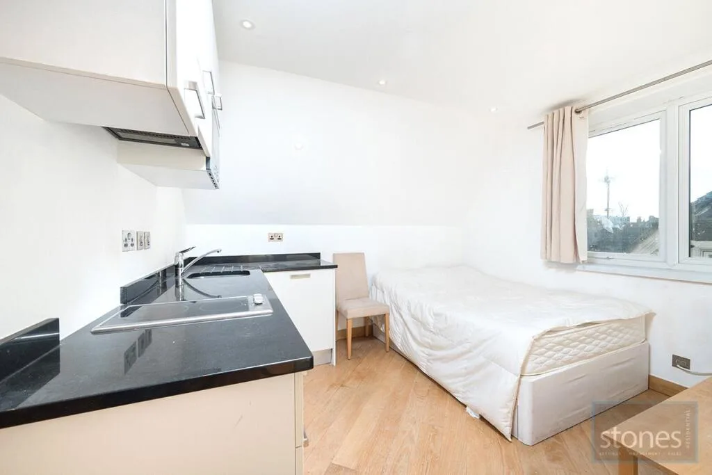 Studio apartment for rent
