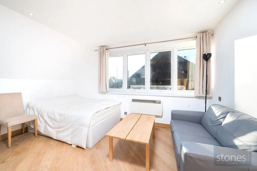 Studio apartment for rent