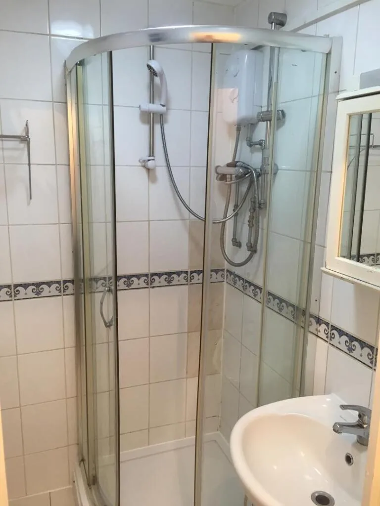 2 bedroom house for rent