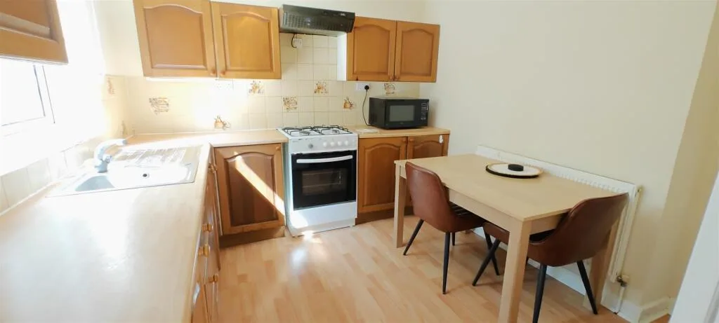 2 bedroom flat for rent