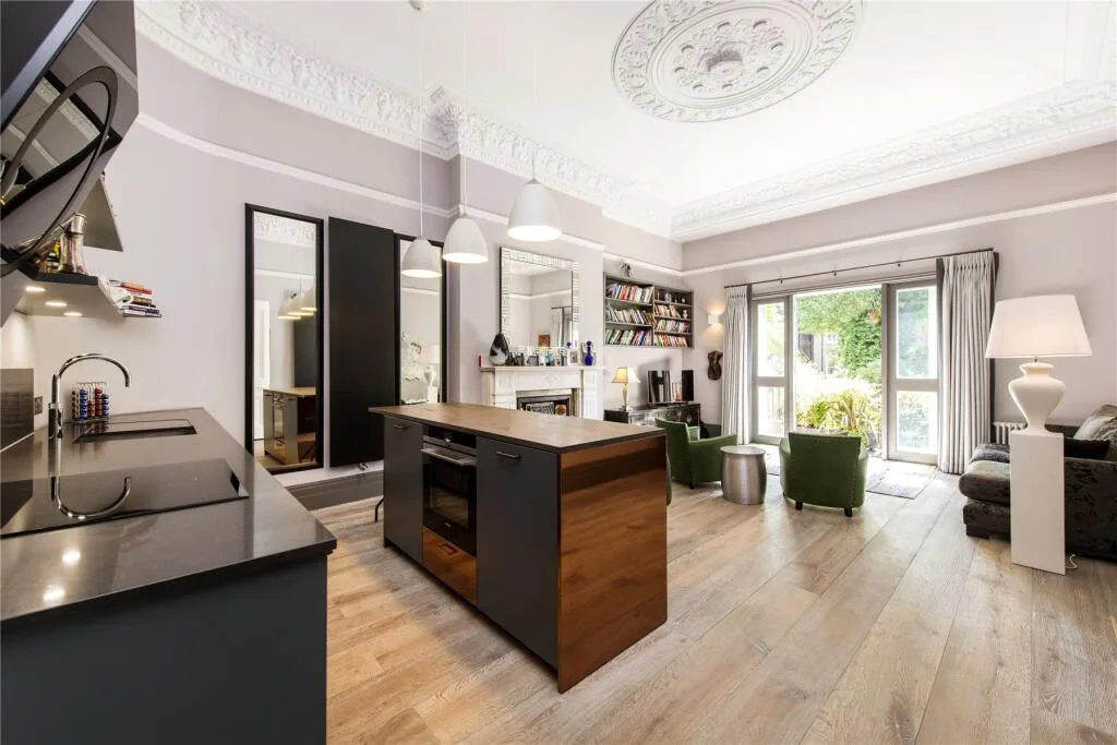 2 bedroom flat for rent