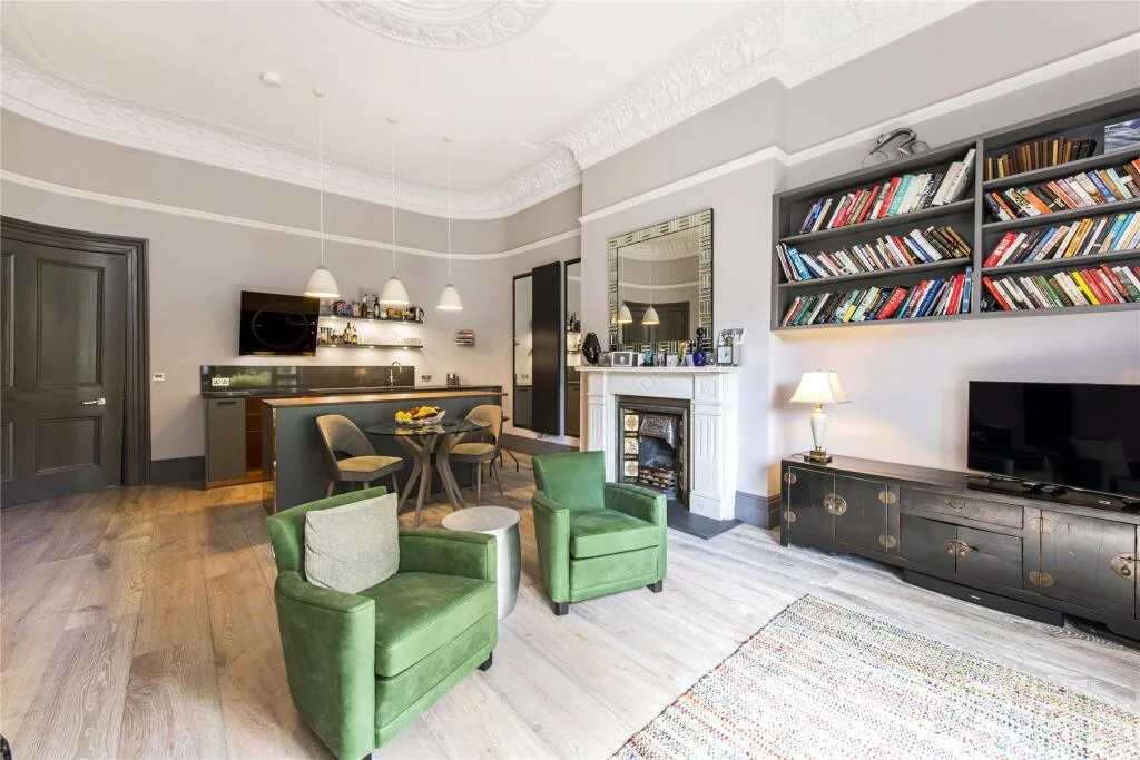 2 bedroom flat for rent