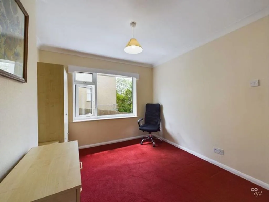 4 bedroom semi-detached bungalow for rent