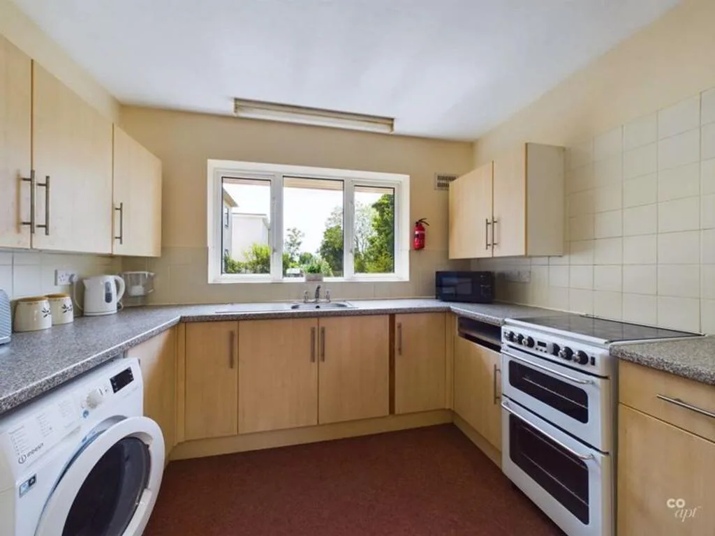 4 bedroom semi-detached bungalow for rent