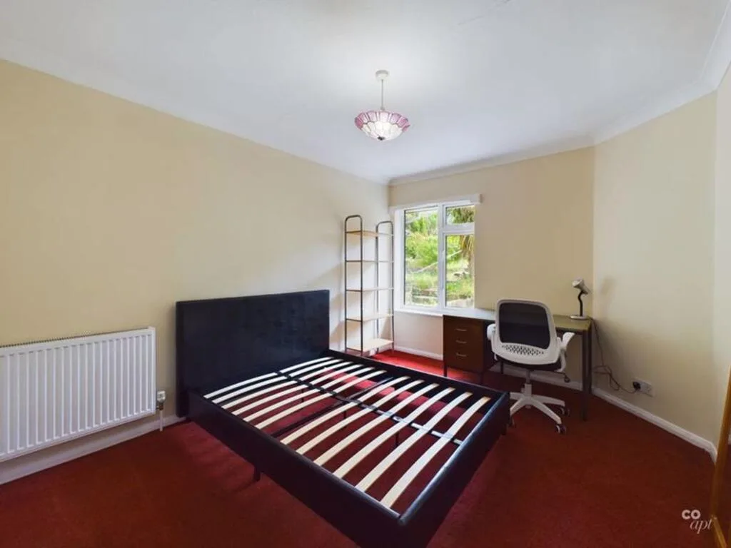 4 bedroom semi-detached bungalow for rent
