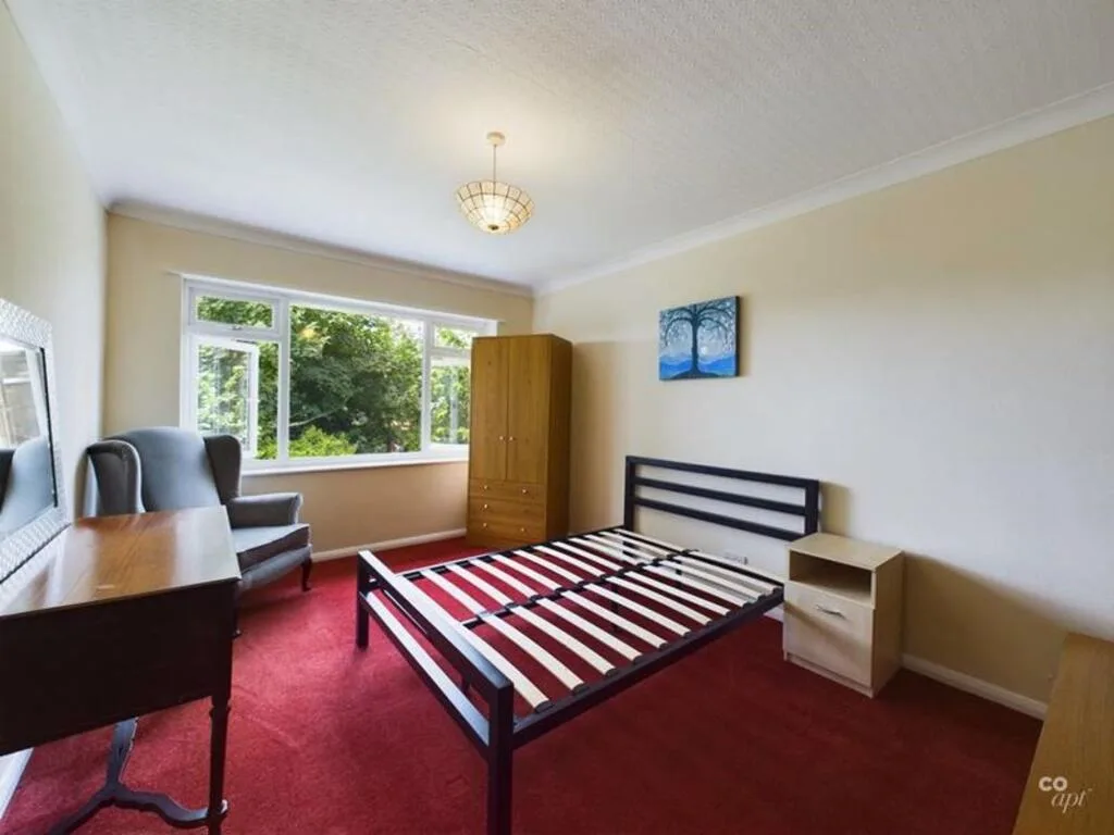 4 bedroom semi-detached bungalow for rent