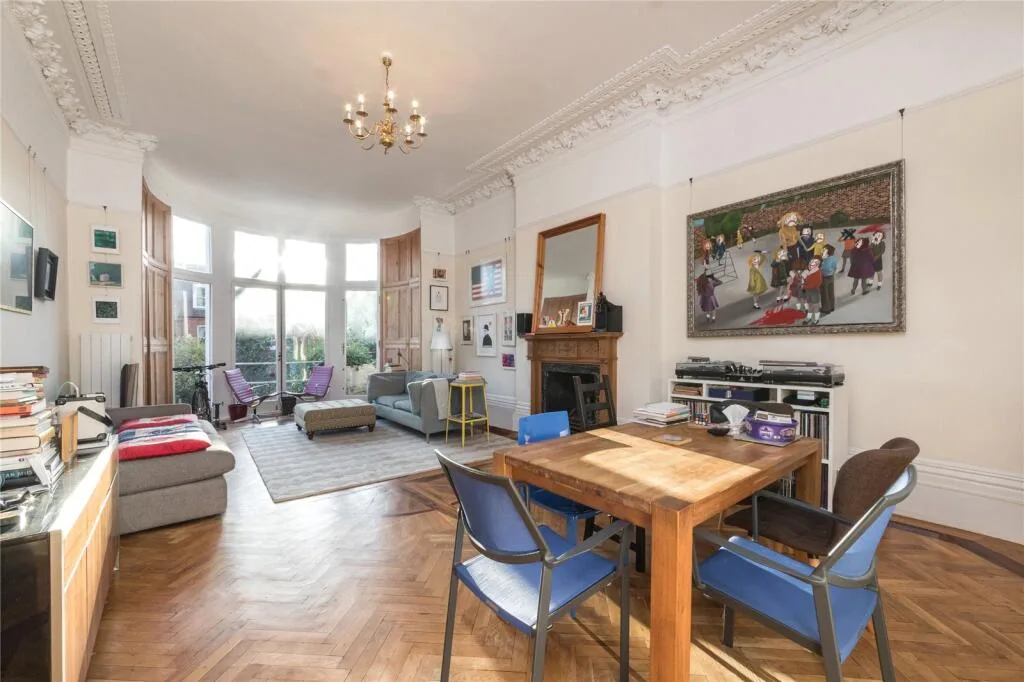 3 bedroom flat for rent