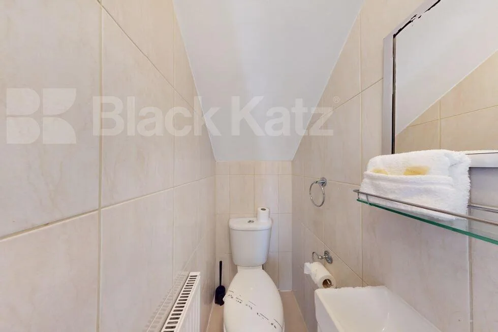 3 bedroom flat for rent