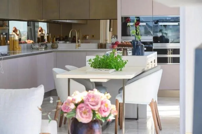 4 bedroom flat for rent