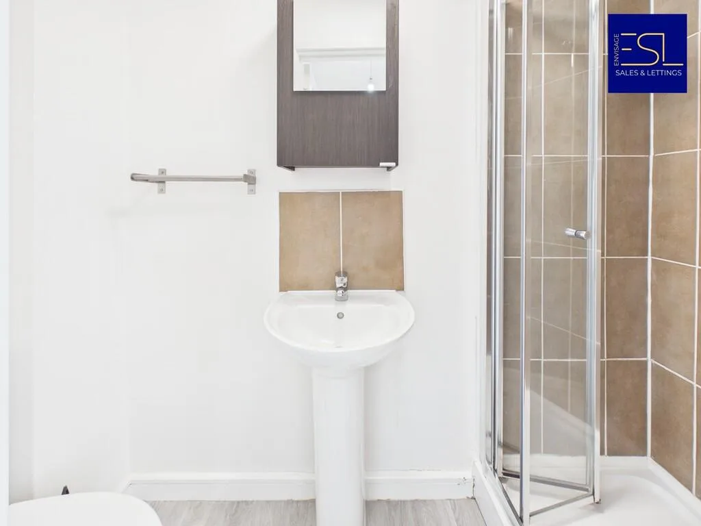 1 bedroom end of terrace house for rent