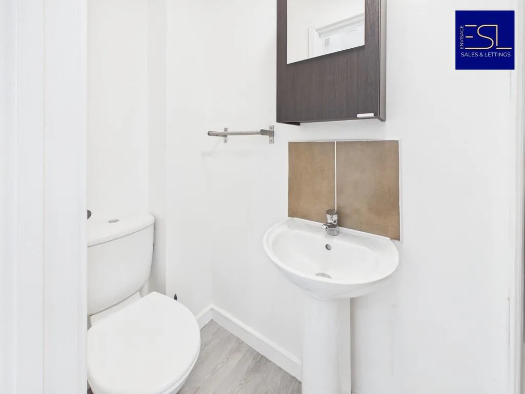 1 bedroom end of terrace house for rent