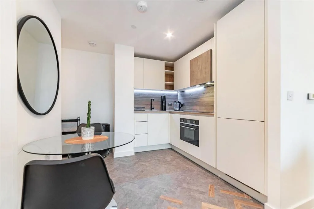 Studio apartment for rent