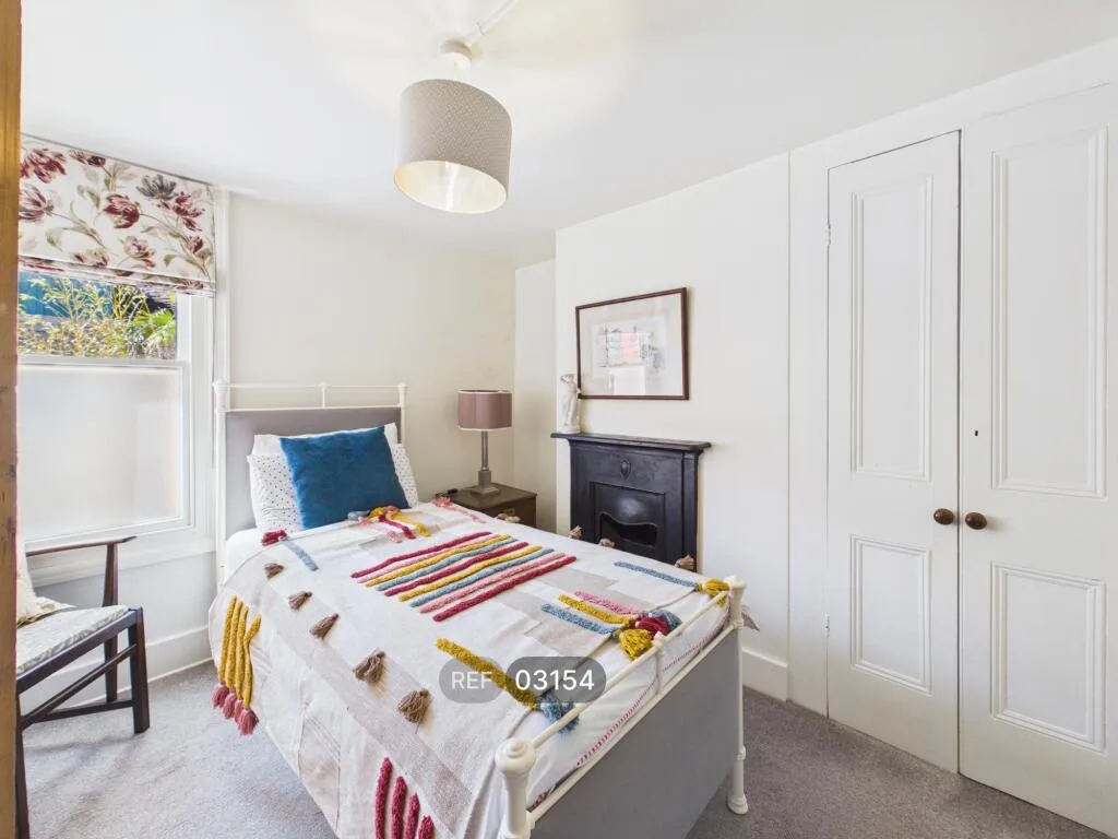 4 bedroom terraced house for rent