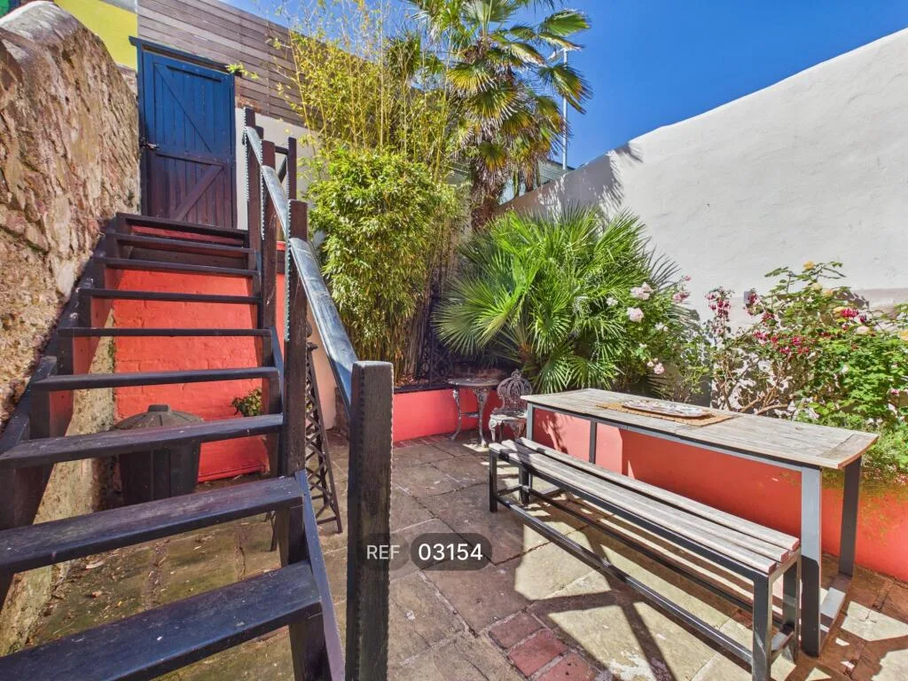 4 bedroom terraced house for rent