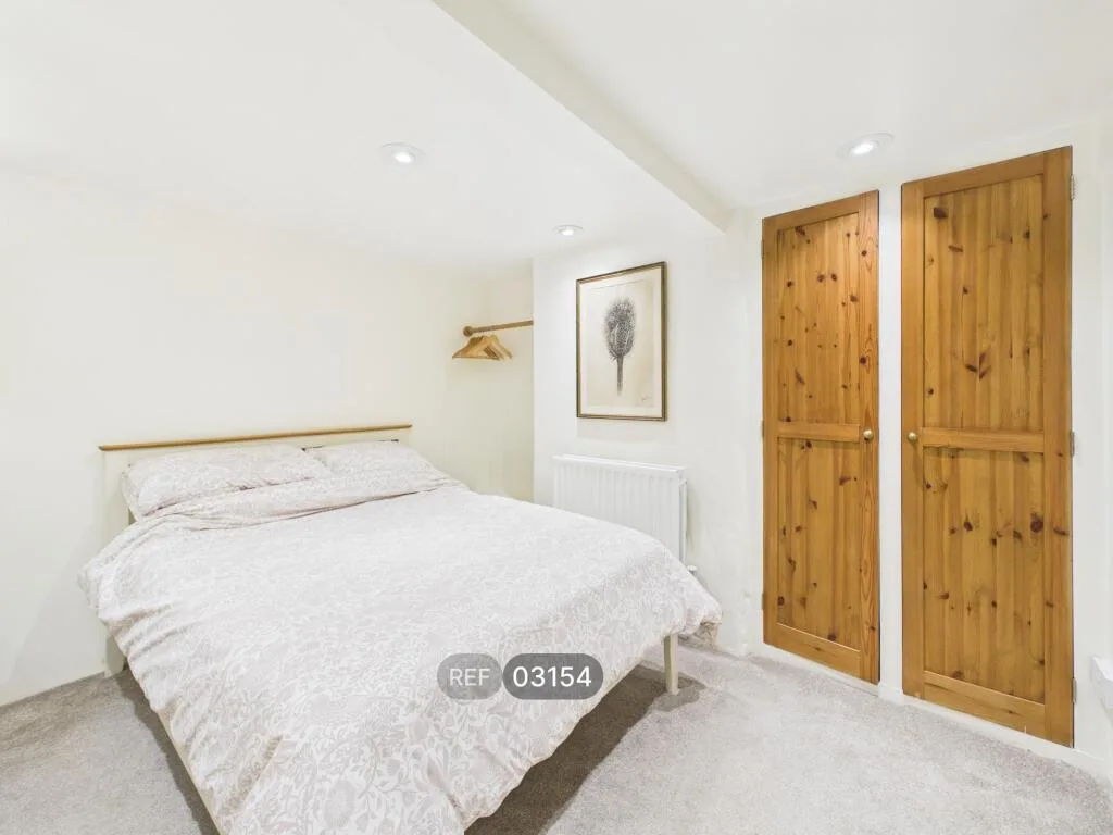 4 bedroom terraced house for rent