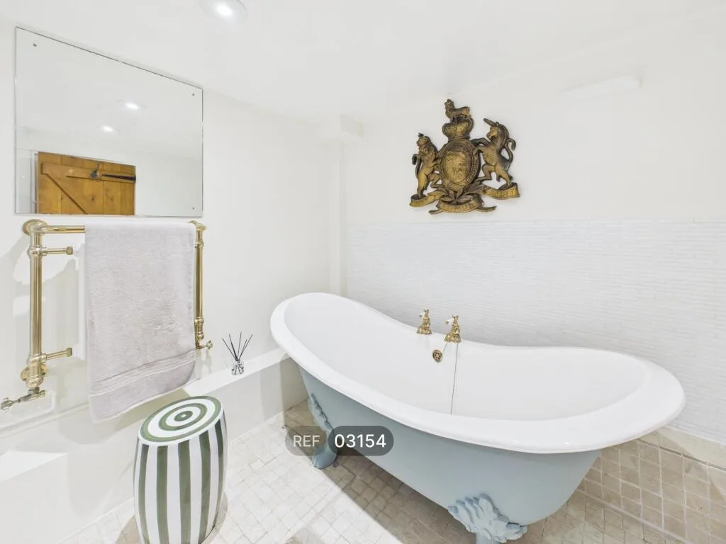 4 bedroom terraced house for rent