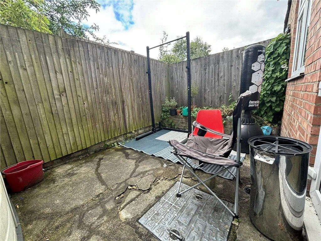 4 bedroom terraced house for rent