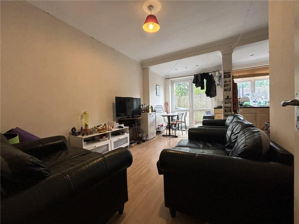 4 bedroom terraced house for rent