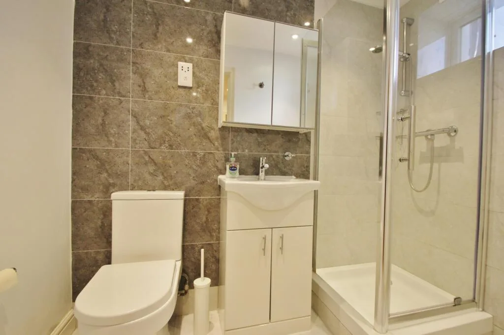 2 bedroom duplex for rent
